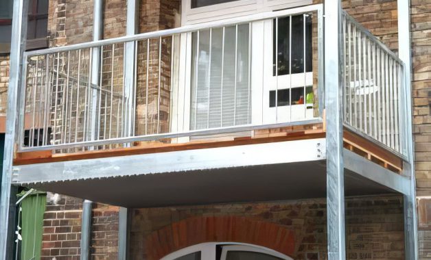 balkon-380-094_103_0858-topaz-enhance-4x (1)